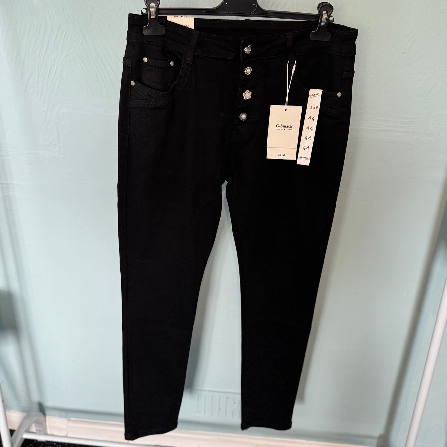 Kimberly - Black slim fit Demin Jeans