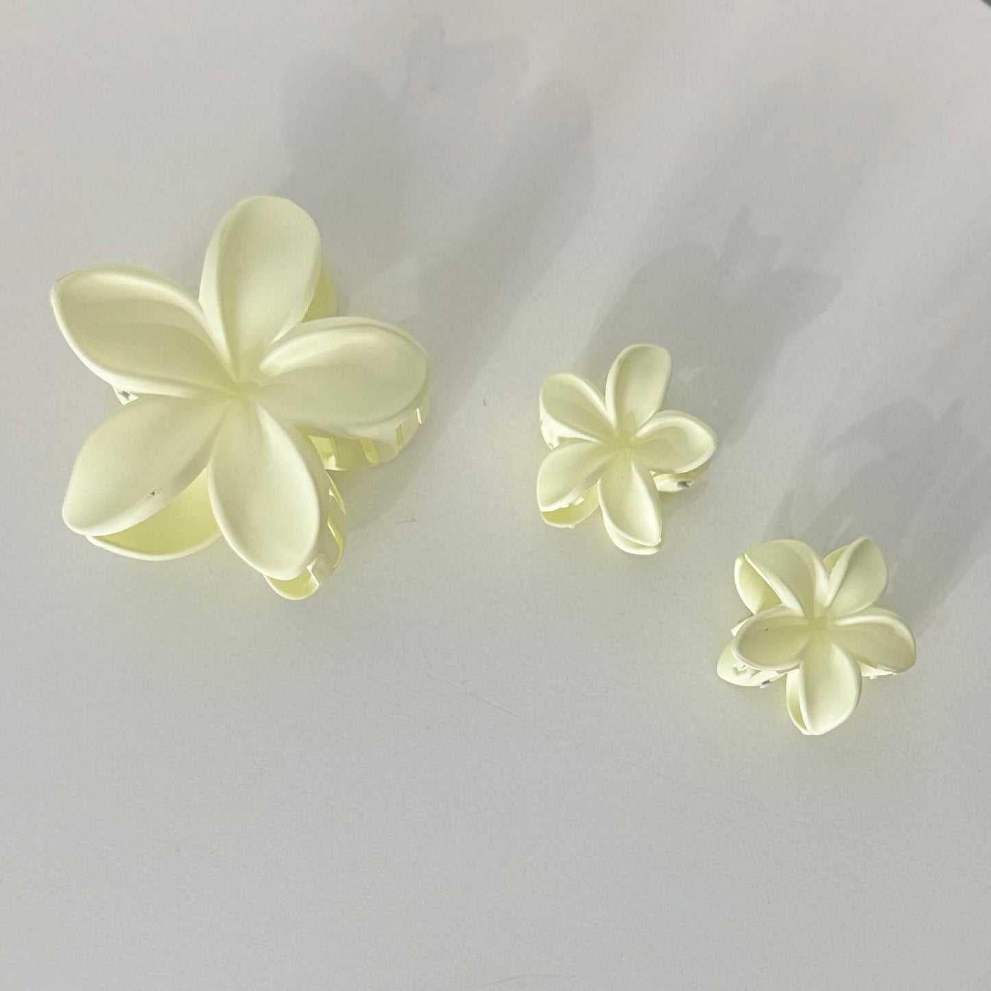 Flower Claw Clip Set of 3 - Blue Floral Design Hair Accessories for Women and Girls