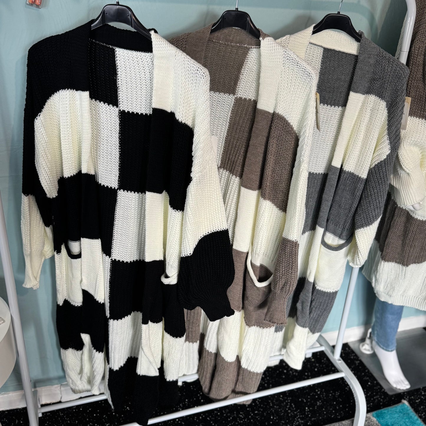 Sandy - Colour Block Long Line Balloon Sleeve Cardigan With Pockets - up to a Uk 24