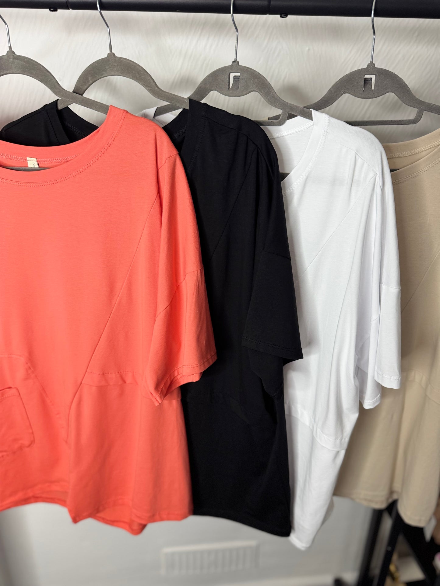Monica - Pocket Detail T shirt