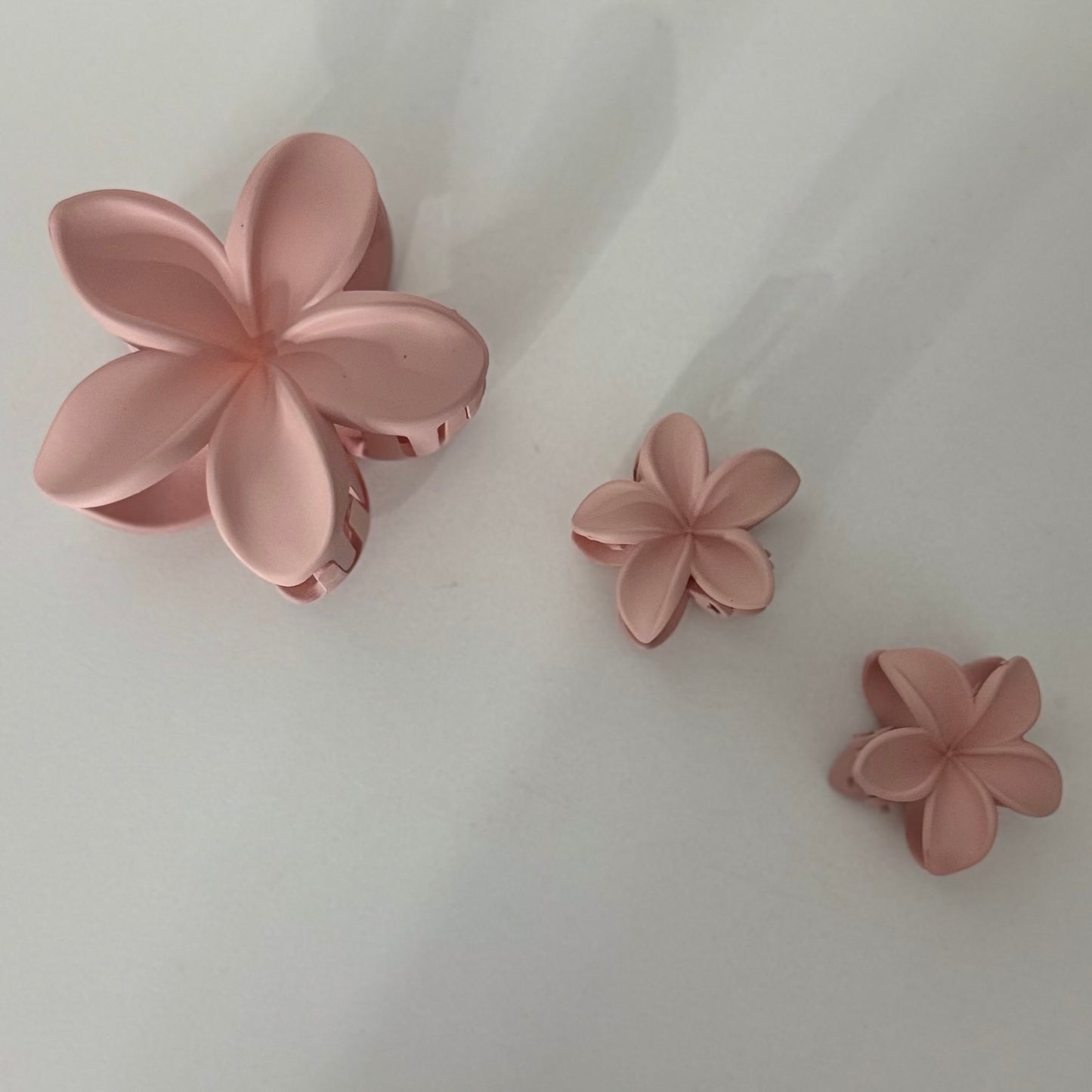 Flower Claw Clip Set of 3 - Blue Floral Design Hair Accessories for Women and Girls