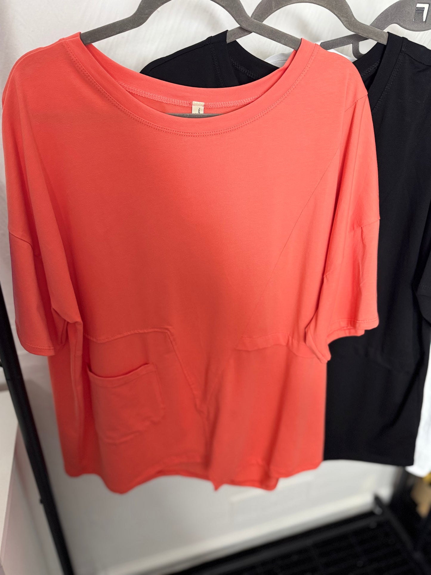 Monica - Pocket Detail T shirt