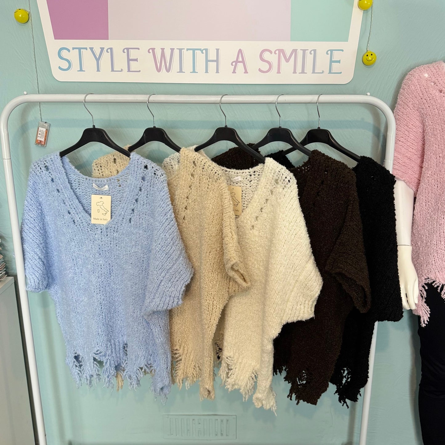 Cassidy - Knitted Short Sleeve Frayed Hem Jumper -  Womenswear Knitwear Shortsleeve.