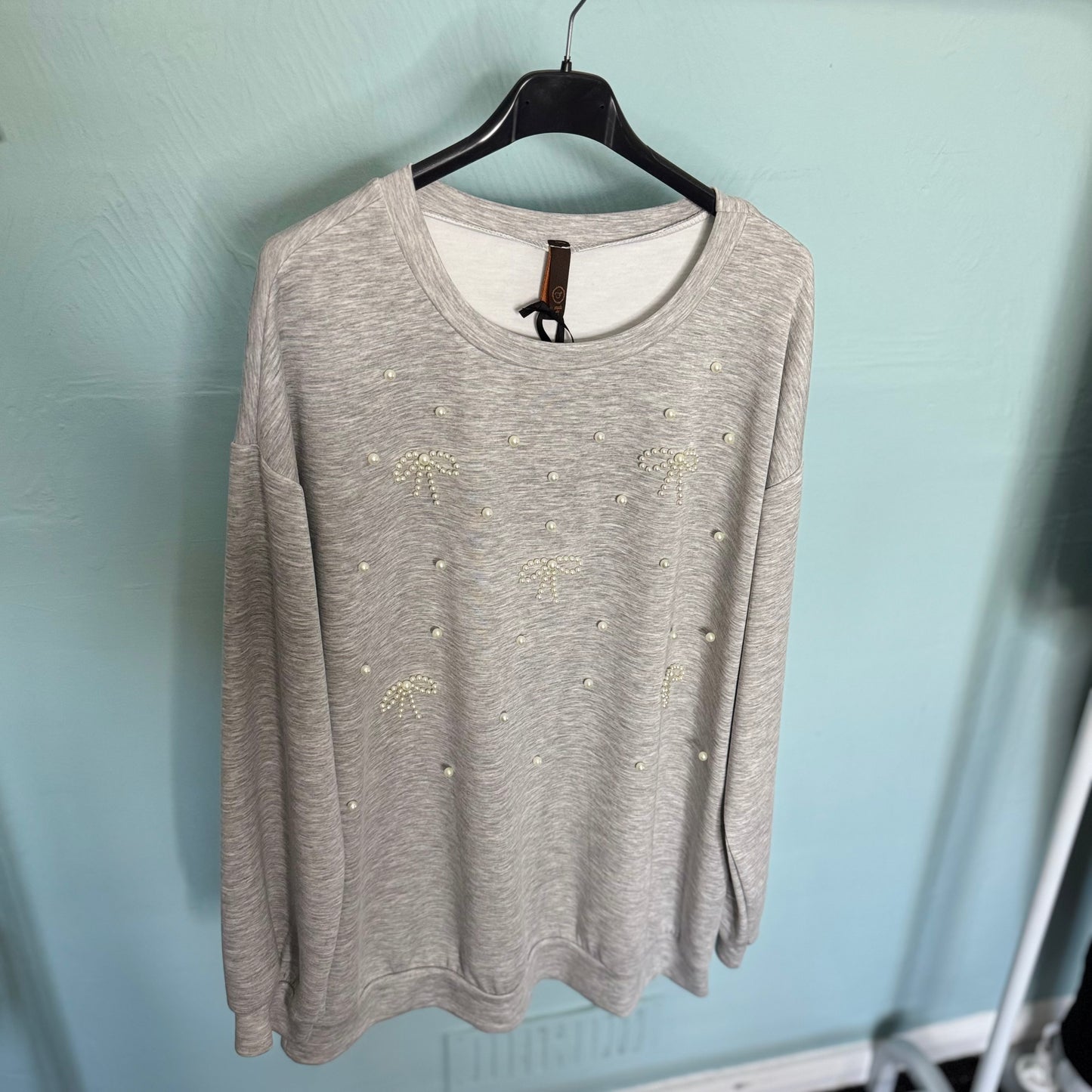 Aurelia - Diamanté Bow Oversized Sweatshirt -  Long Sleeve Hoodie Womenswear