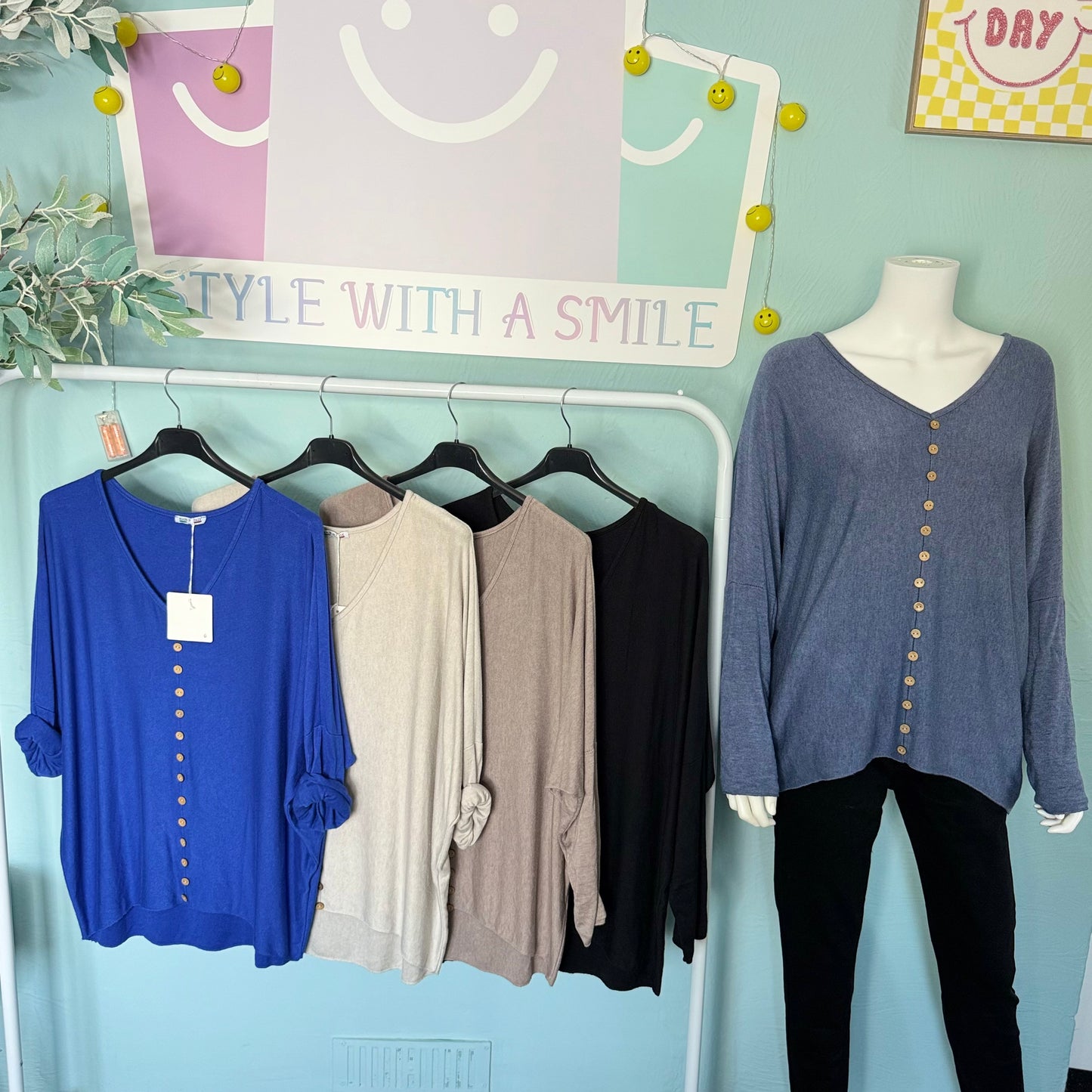 Elodie - Basic Plain V Neck Fine Knit Jumper - Womenswear Knitwear Long Sleeve Vneck.