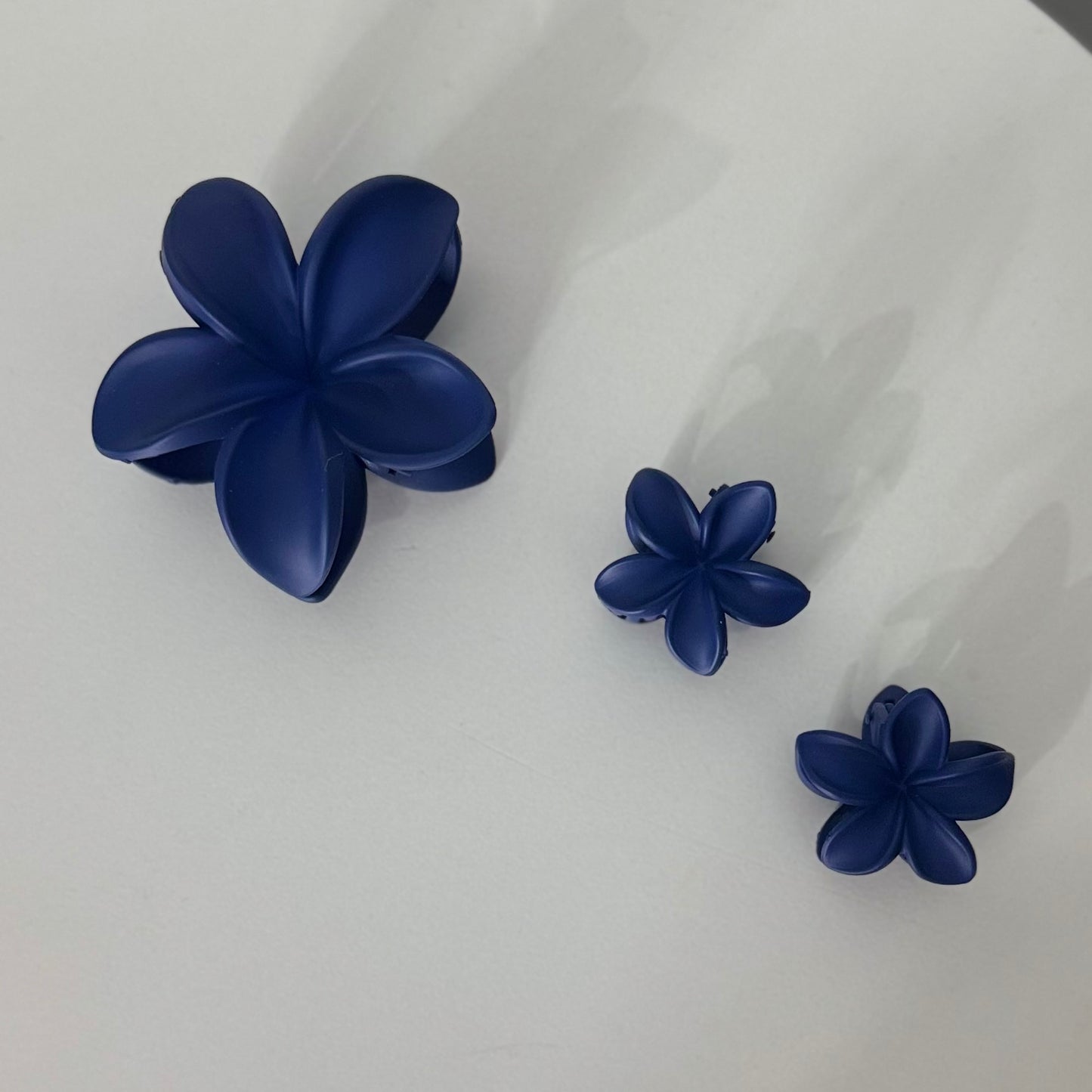 Flower Claw Clip Set of 3 - Blue Floral Design Hair Accessories for Women and Girls