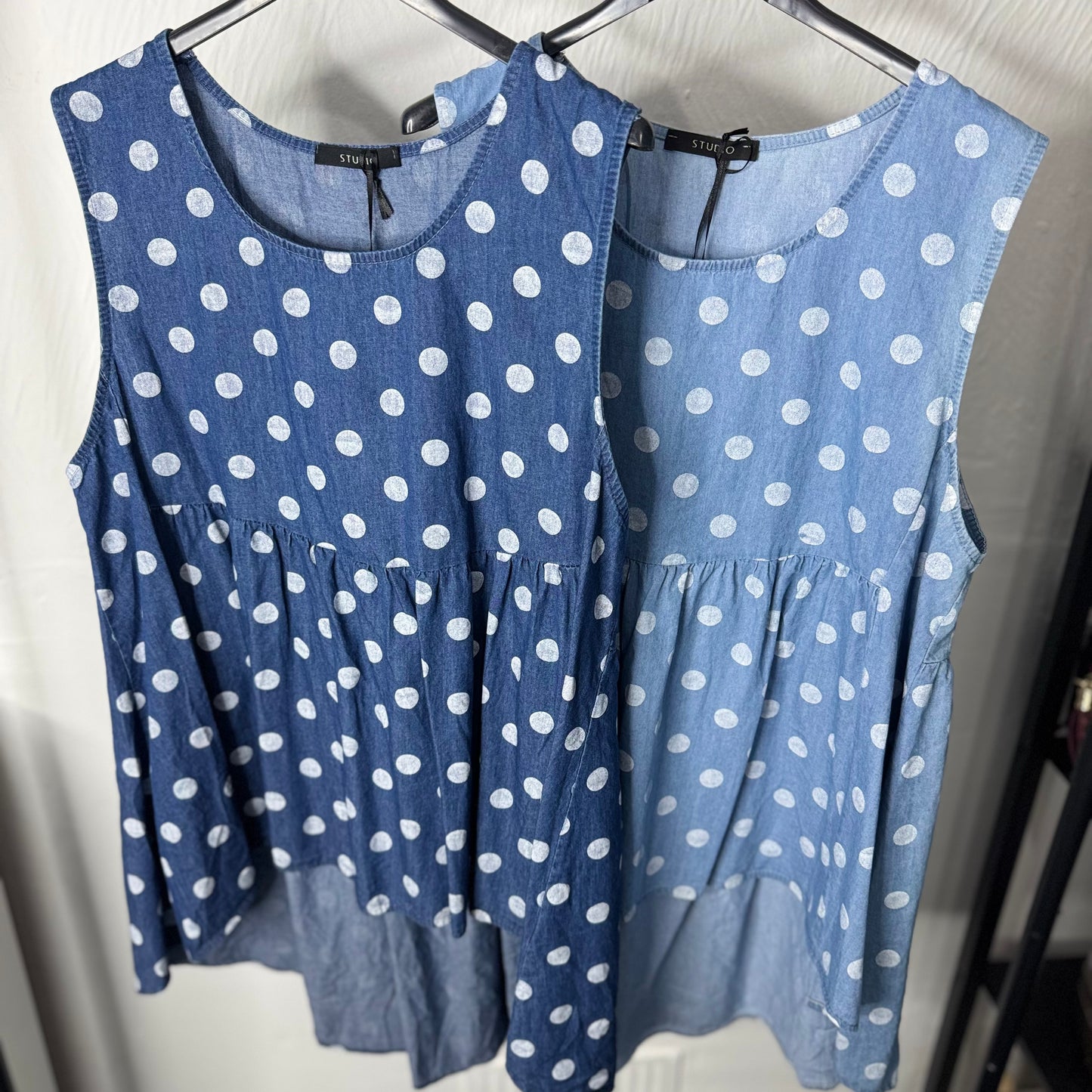 Hermione - Polka Dot Dipped Hem Top