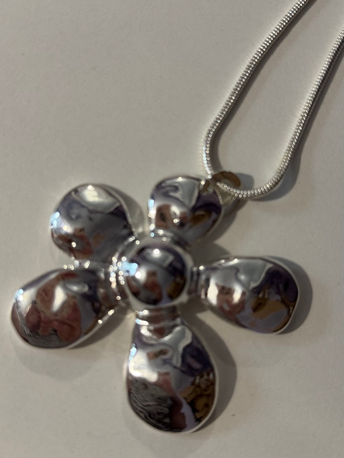 Chunky Daisy Necklace
