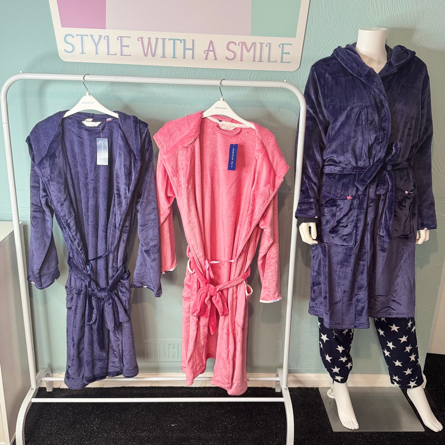 Ladies Super Soft Fleece Hooded Dressing Gown -  Womenswear Nightwear.