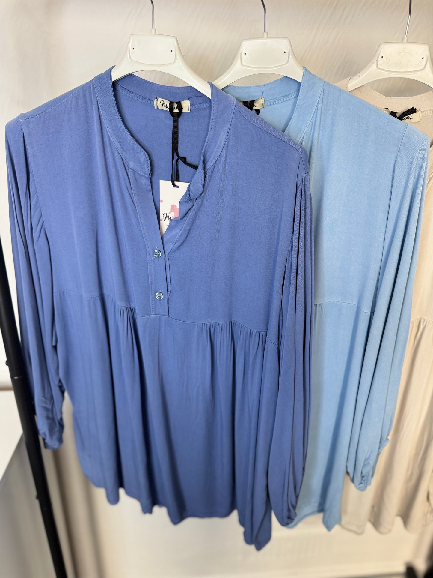 Simi - Flowy Oversized Shirt