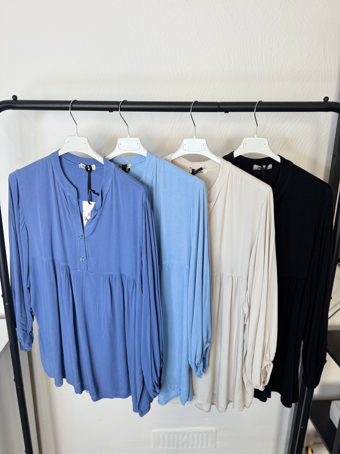 Simi - Flowy Oversized Shirt