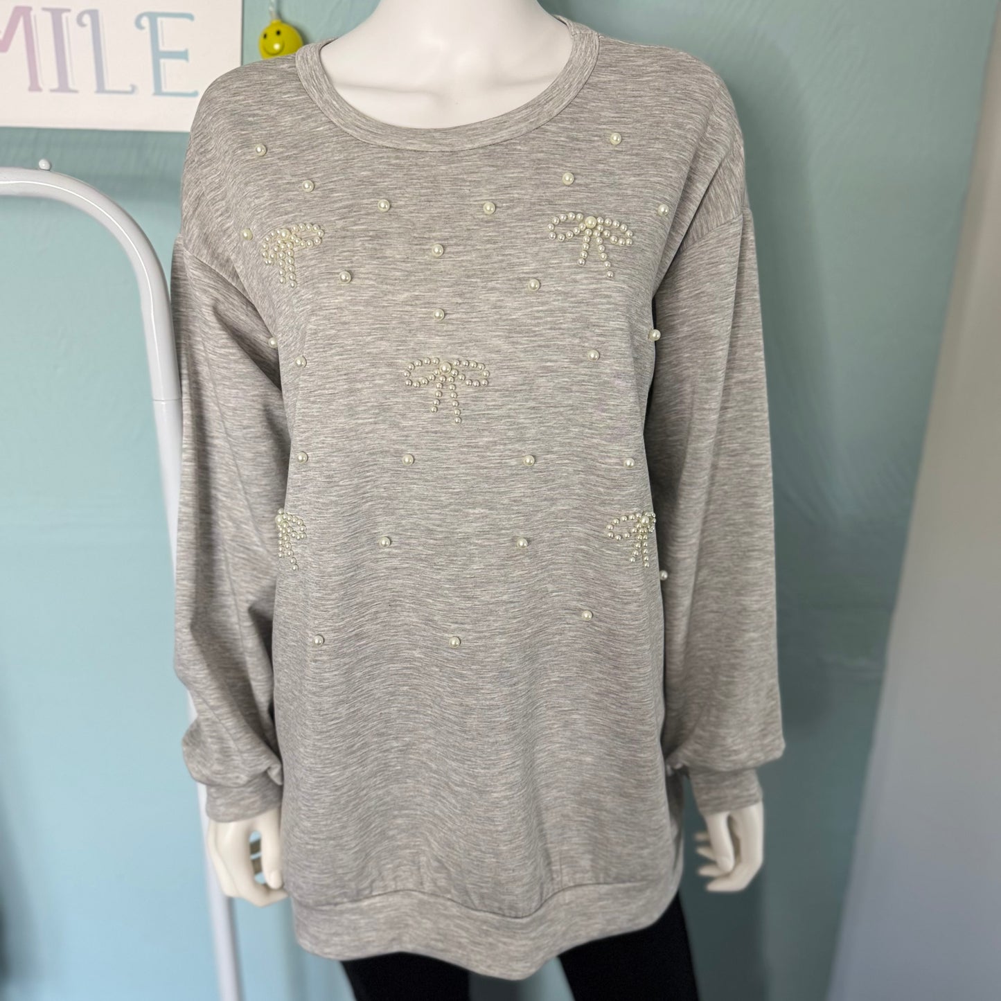 Aurelia - Diamanté Bow Oversized Sweatshirt -  Long Sleeve Hoodie Womenswear